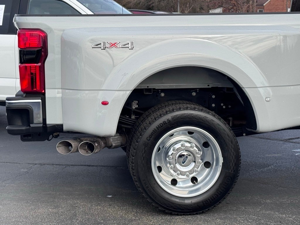 2025 Ford F-450SD Lariat DRW