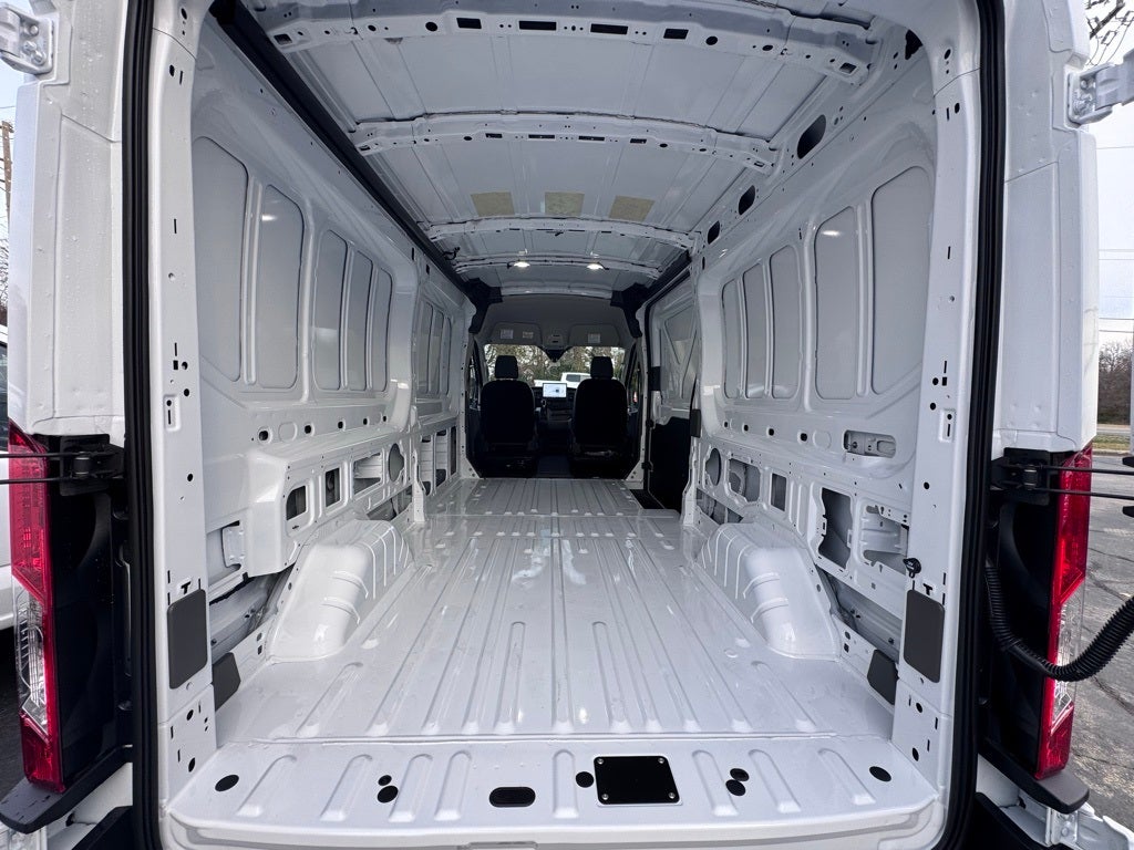 2026 Ford Transit-250 Base