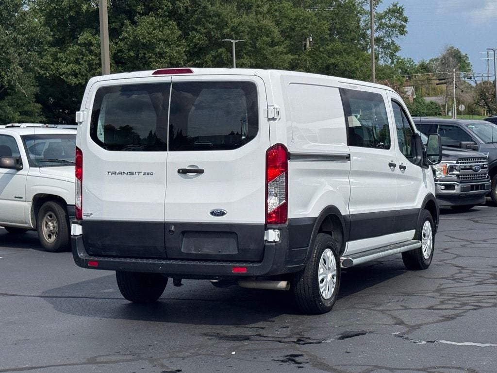 2022 Ford Transit-250 Base