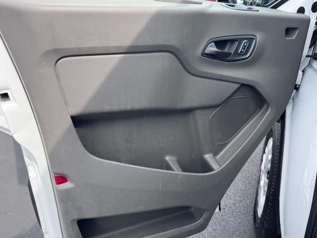 2022 Ford Transit-250 Base