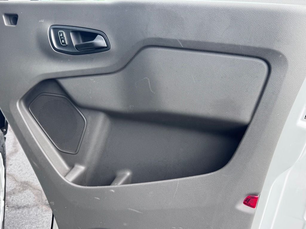 2022 Ford Transit-250 Base