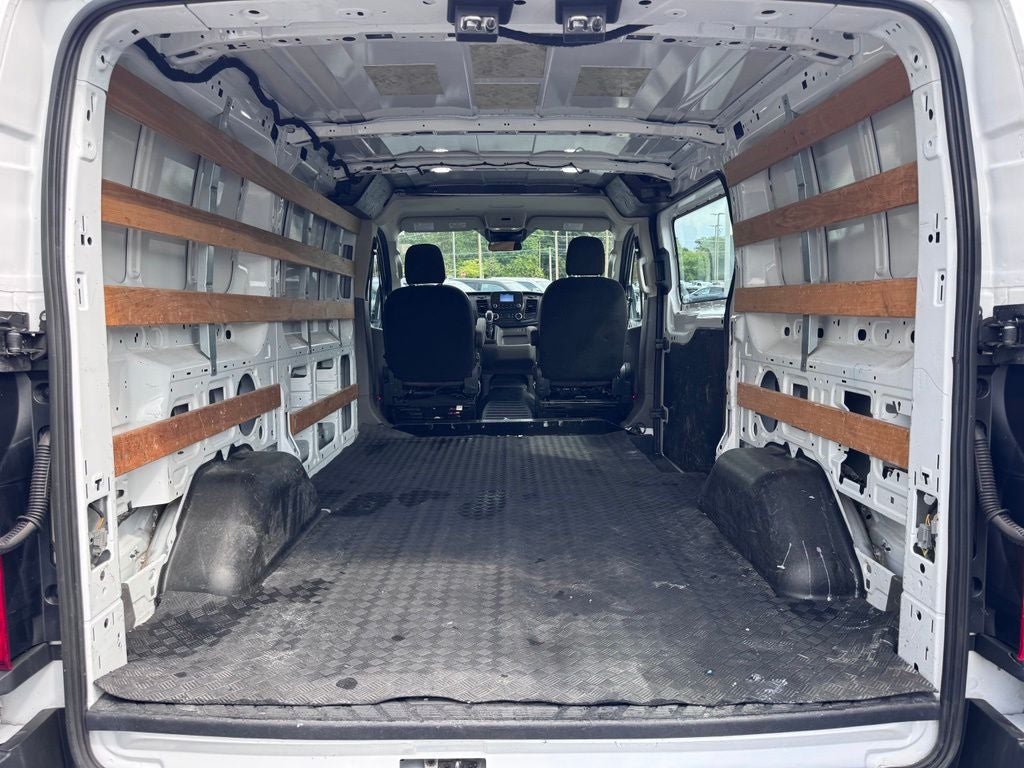 2022 Ford Transit-250 Base