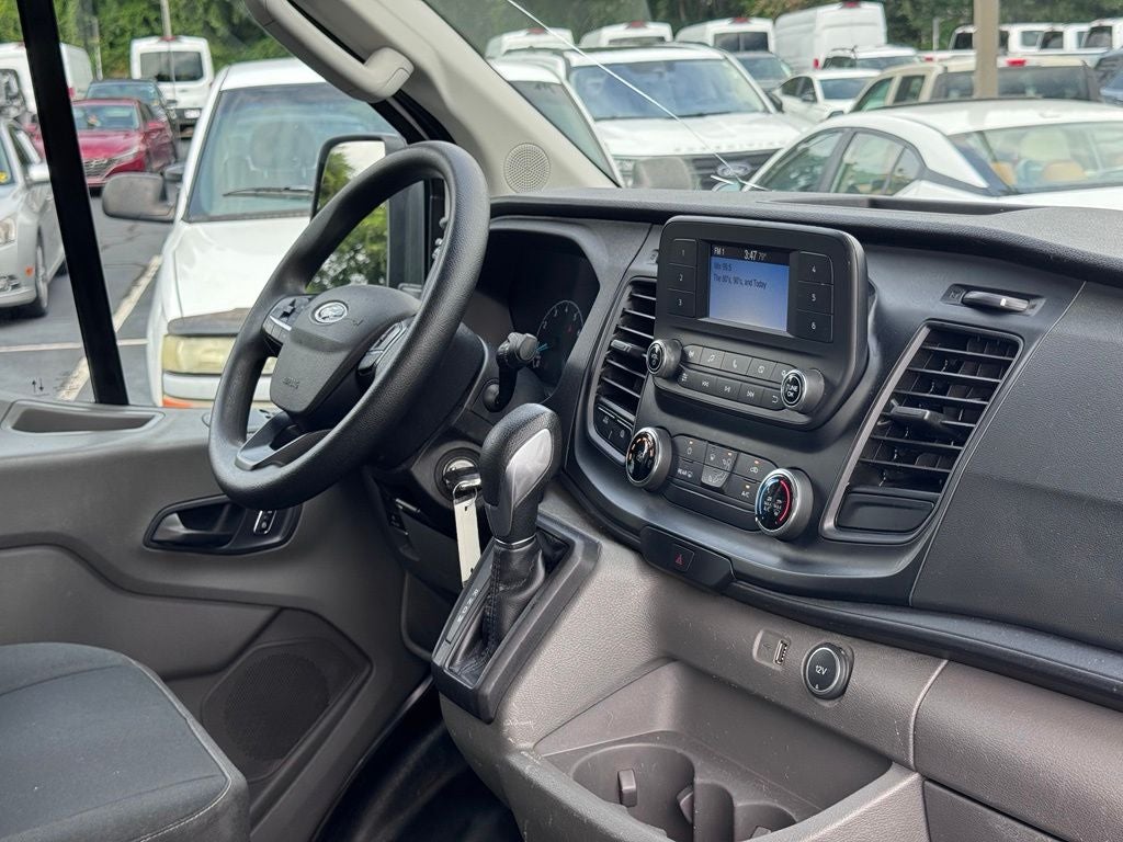 2022 Ford Transit-250 Base