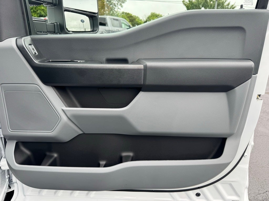 2025 Ford F-350SD XL