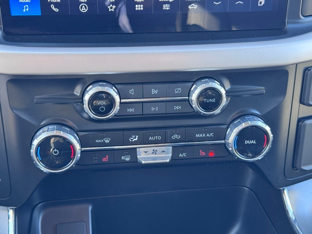 2023 Ford F-150 Lightning XLT