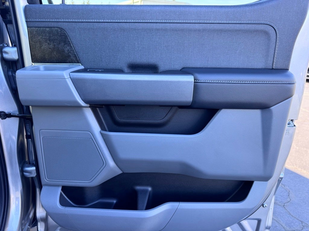 2023 Ford F-150 Lightning XLT