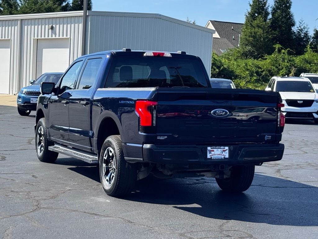 2023 Ford F-150 Lightning XLT