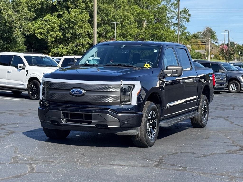 2023 Ford F-150 Lightning XLT