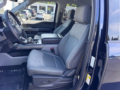 2023 Ford F-150 Lightning XLT