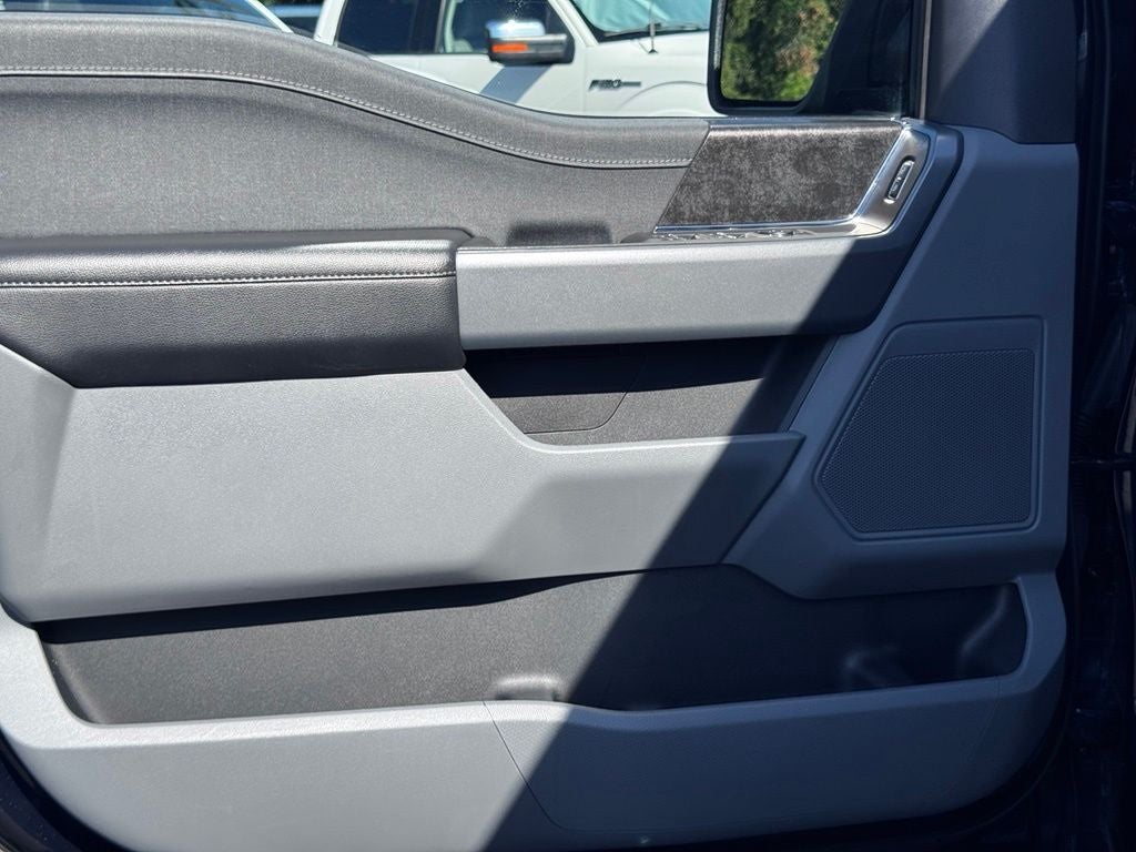 2023 Ford F-150 Lightning XLT