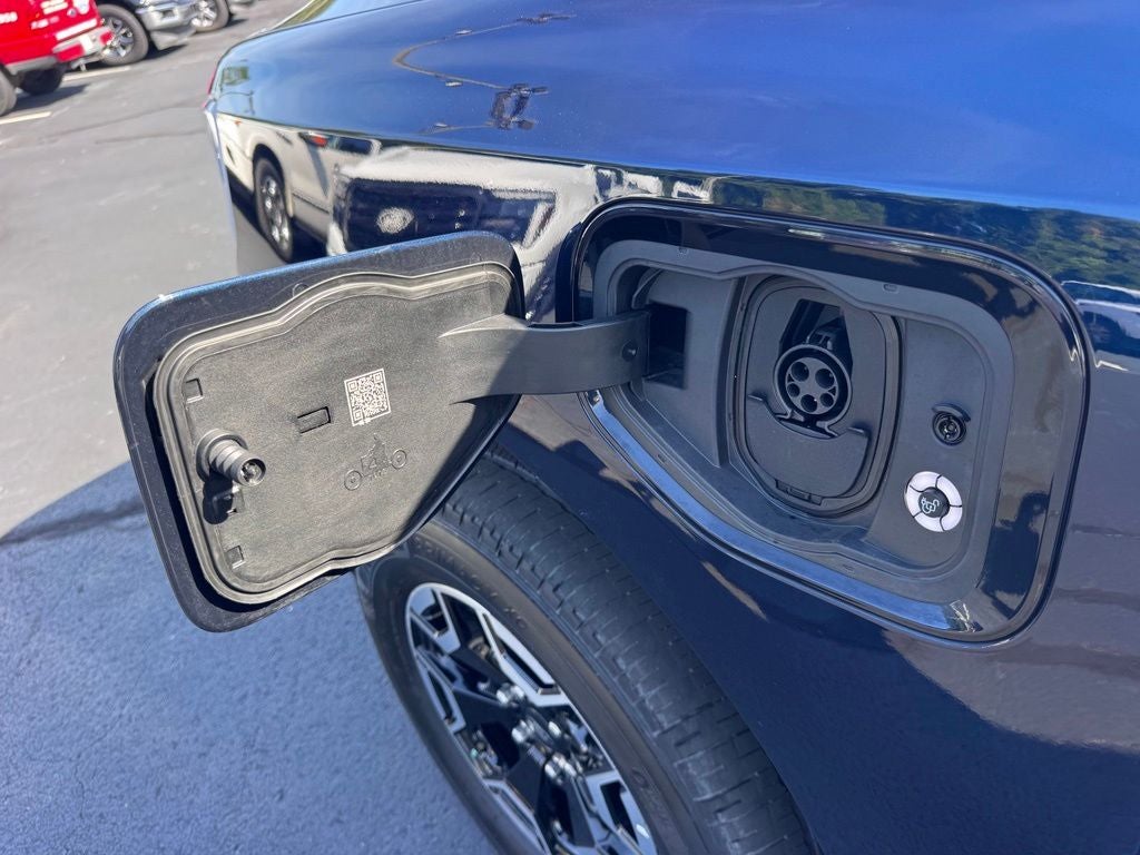 2023 Ford F-150 Lightning XLT