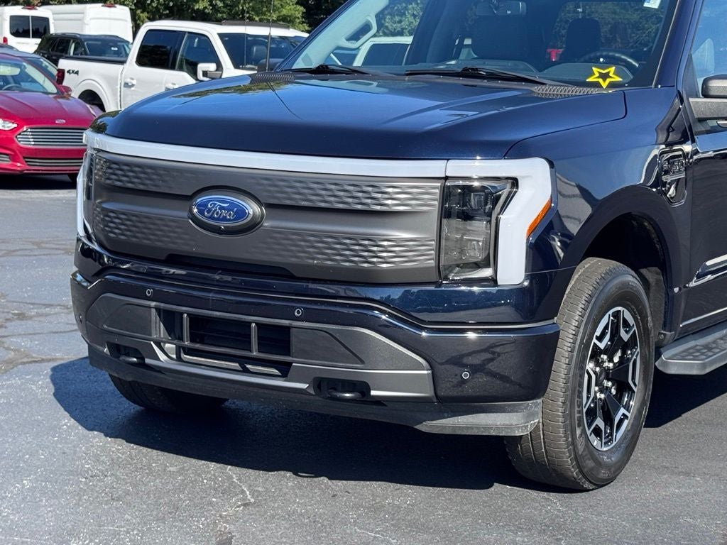 2023 Ford F-150 Lightning XLT