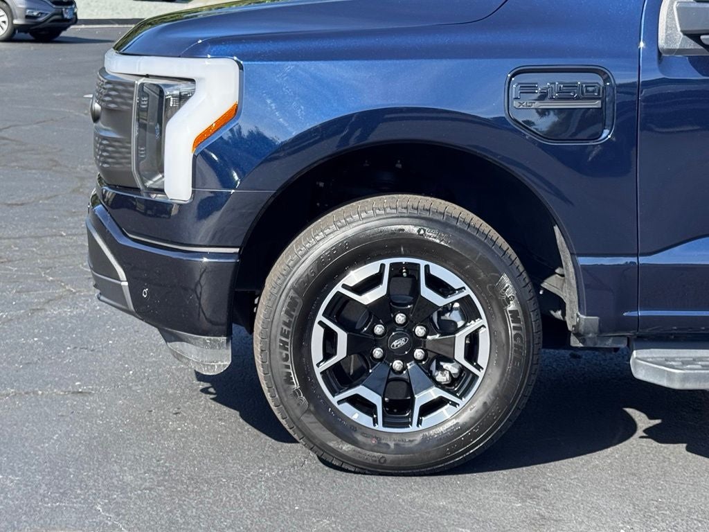 2023 Ford F-150 Lightning XLT