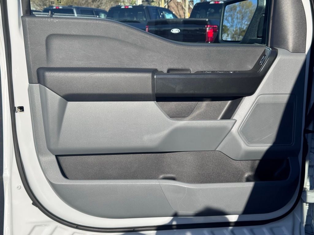 2023 Ford F-150 Lightning Pro