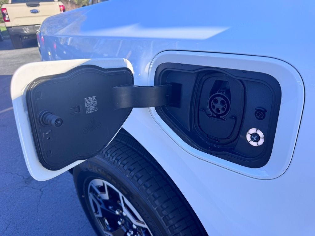 2023 Ford F-150 Lightning Pro