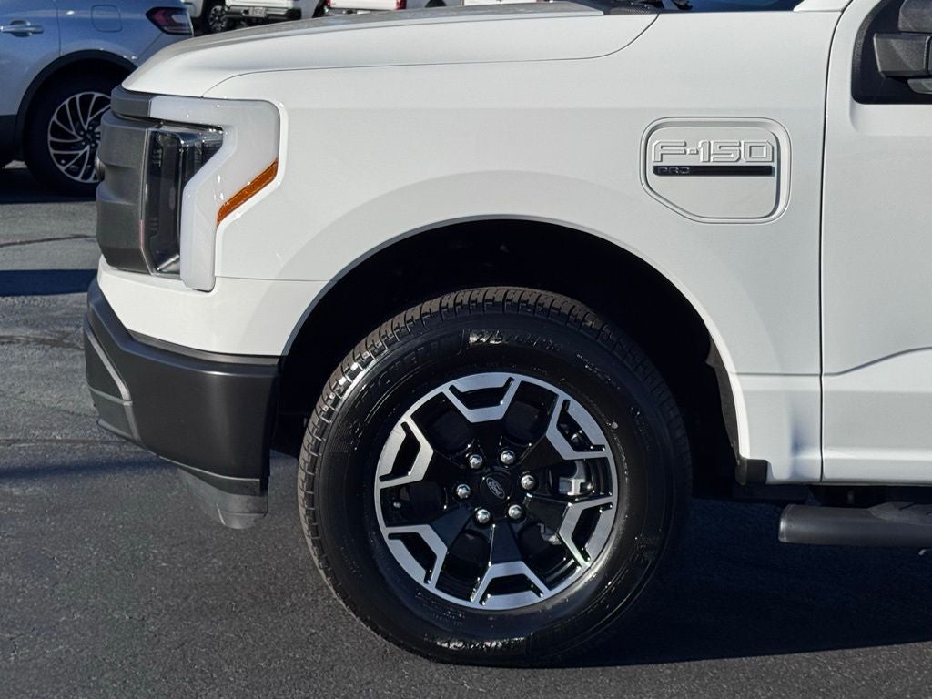 2023 Ford F-150 Lightning Pro