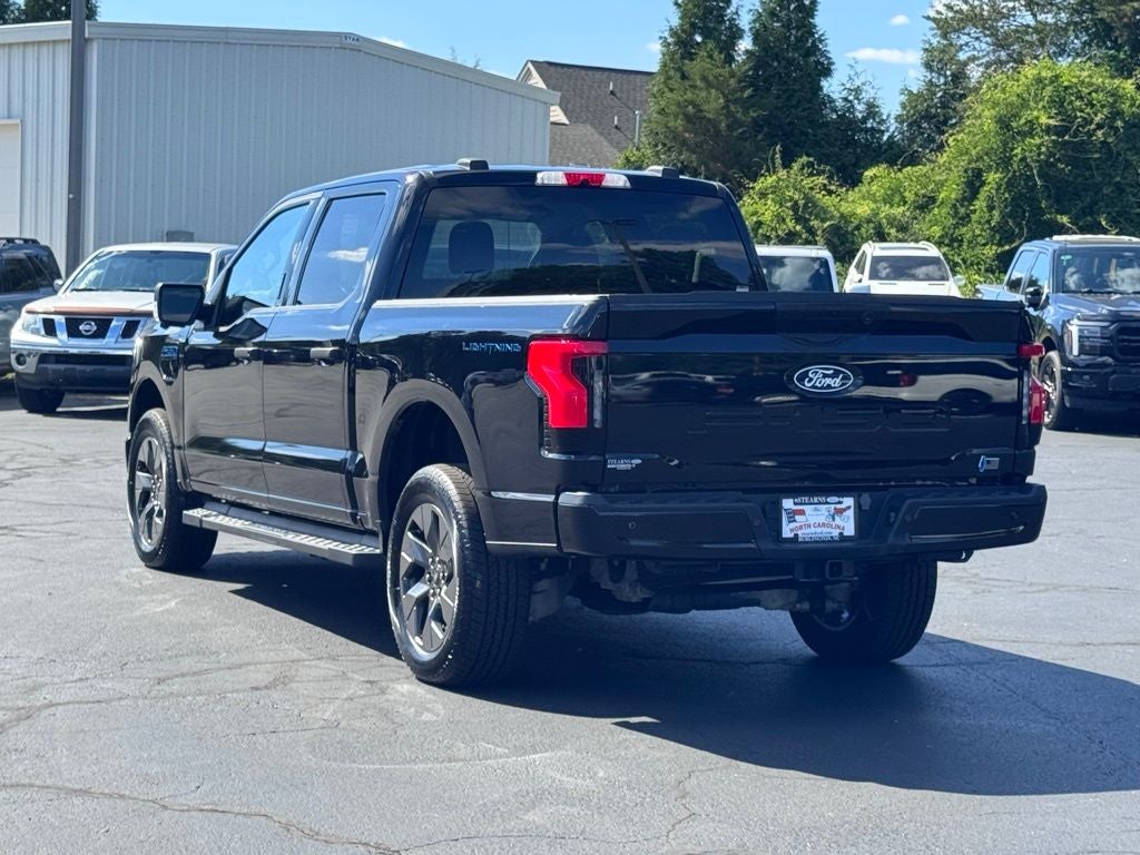 2024 Ford F-150 Lightning XLT