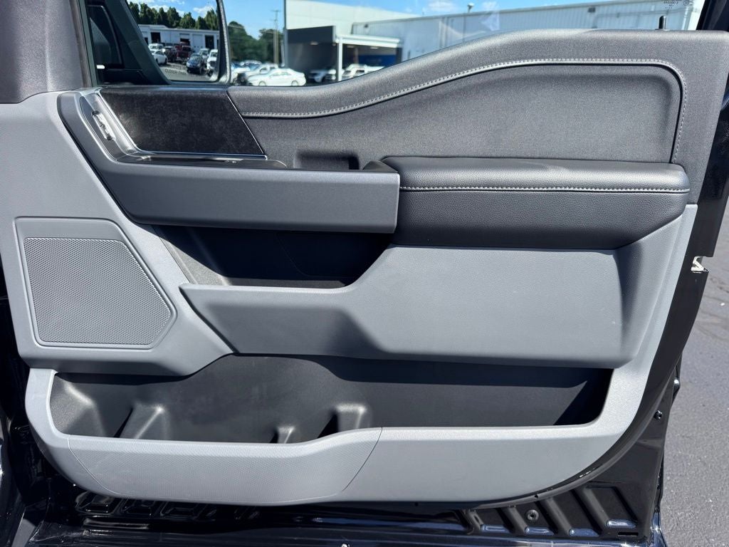 2024 Ford F-150 Lightning XLT