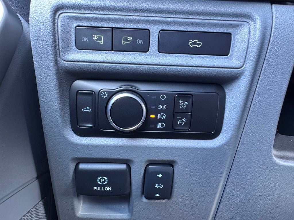 2024 Ford F-150 Lightning XLT