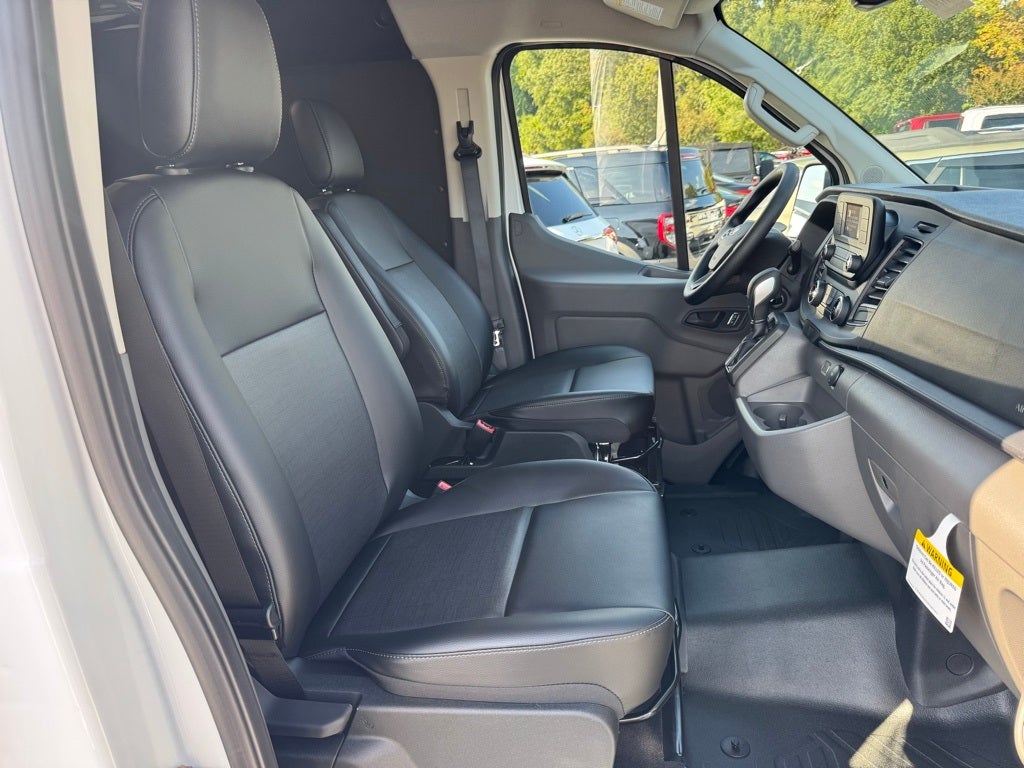 2025 Ford Transit-150 Base
