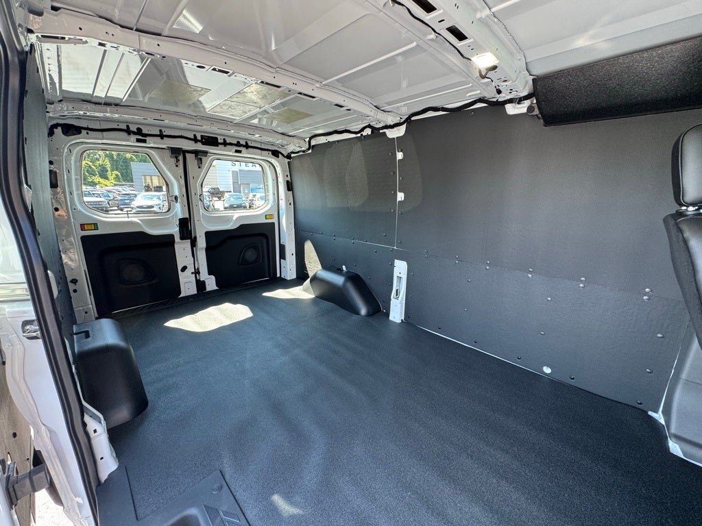 2025 Ford Transit-150 Base
