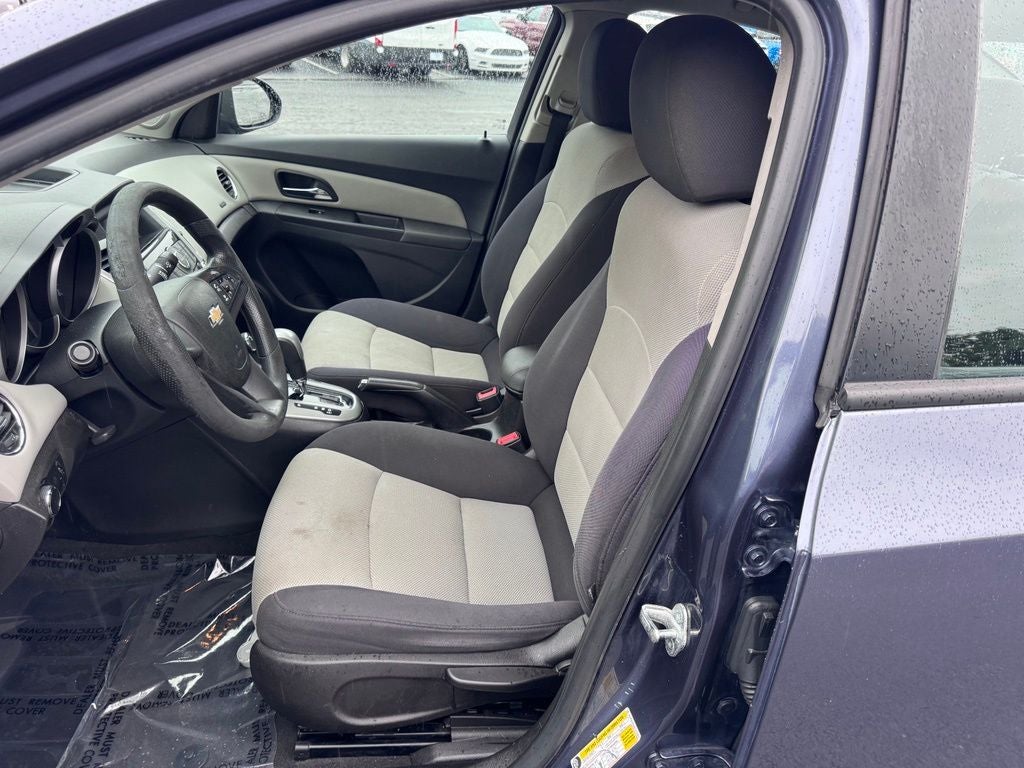 2013 Chevrolet Cruze LS