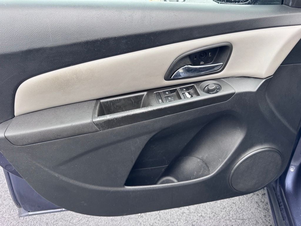 2013 Chevrolet Cruze LS
