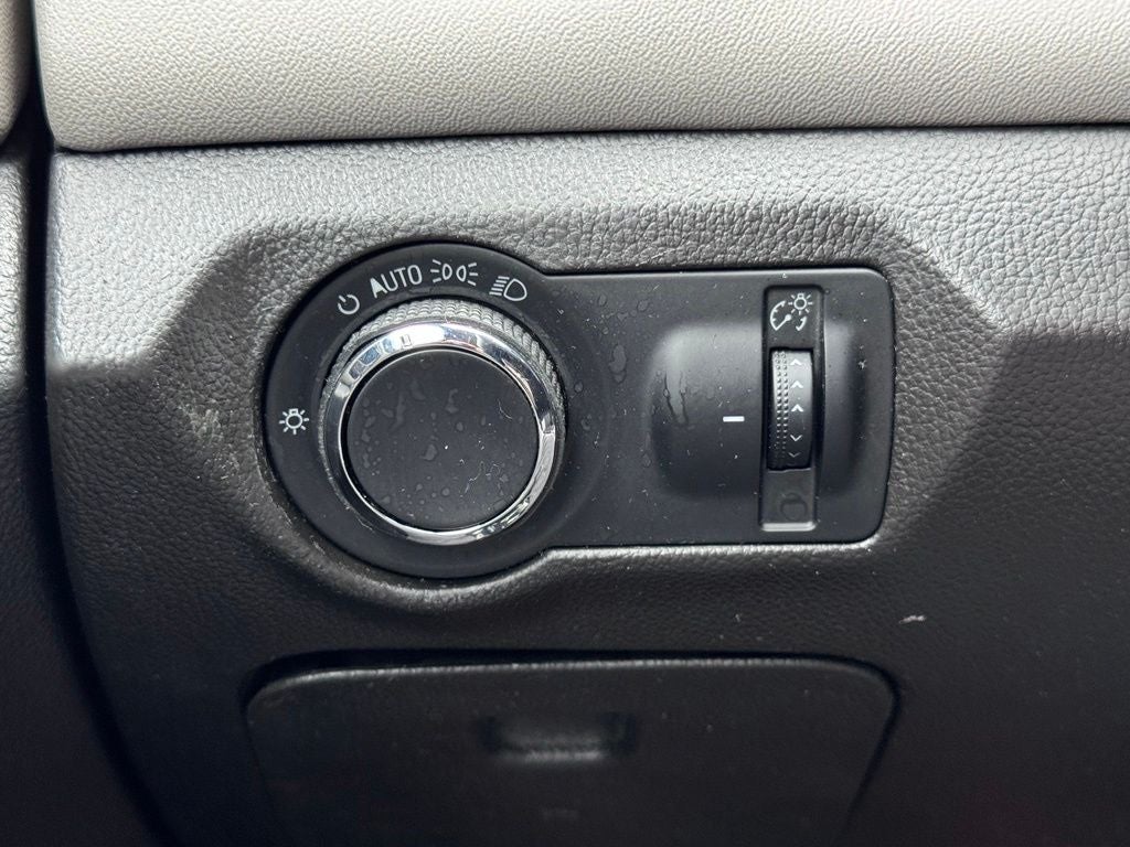 2013 Chevrolet Cruze LS