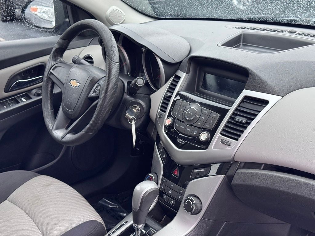 2013 Chevrolet Cruze LS