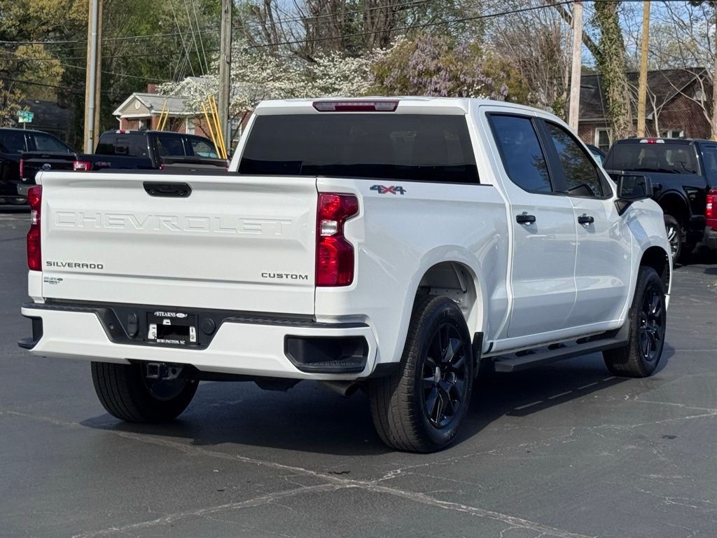 2023 Chevrolet Silverado 1500 Custom
