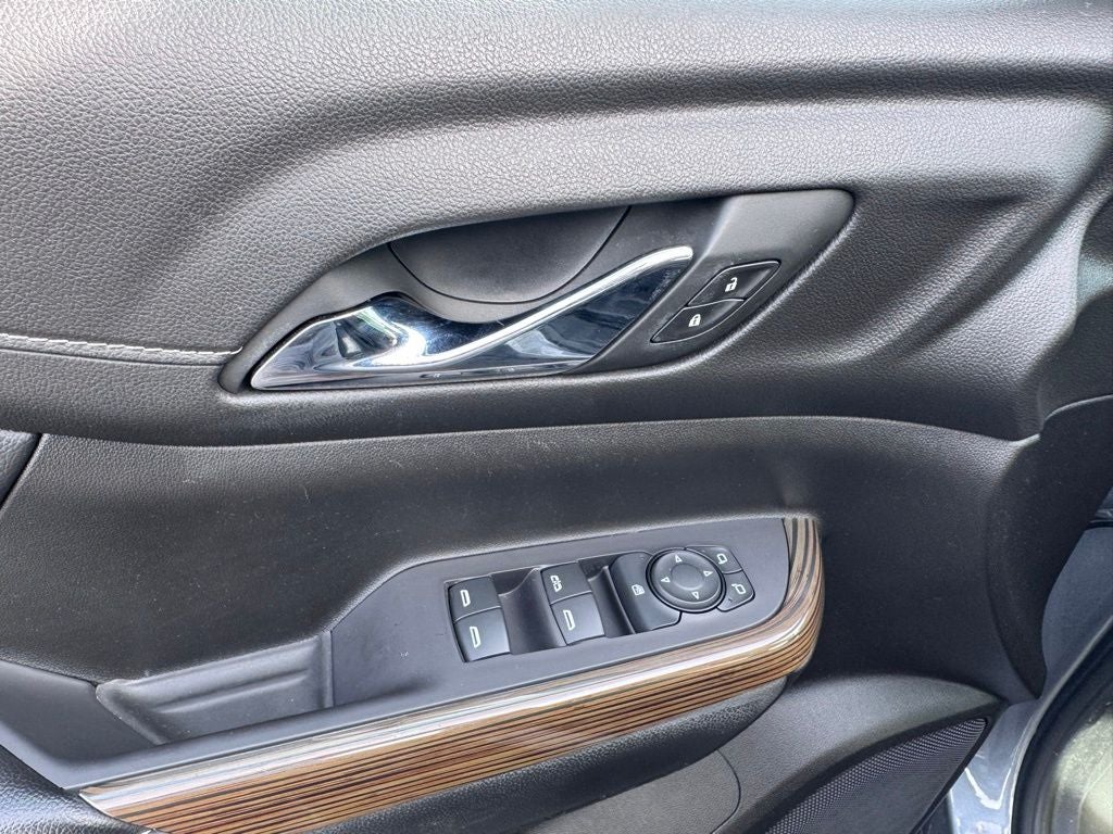 2022 GMC Acadia SLE
