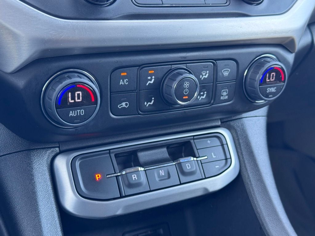 2022 GMC Acadia SLE