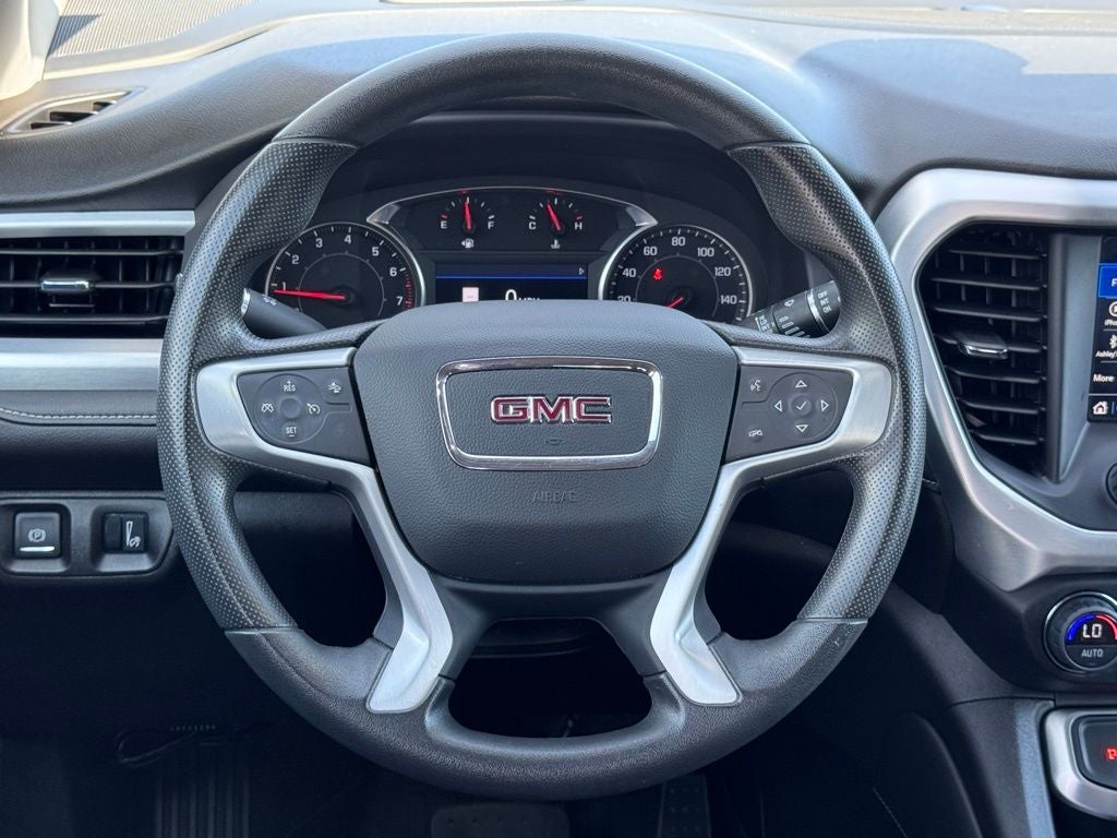 2022 GMC Acadia SLE