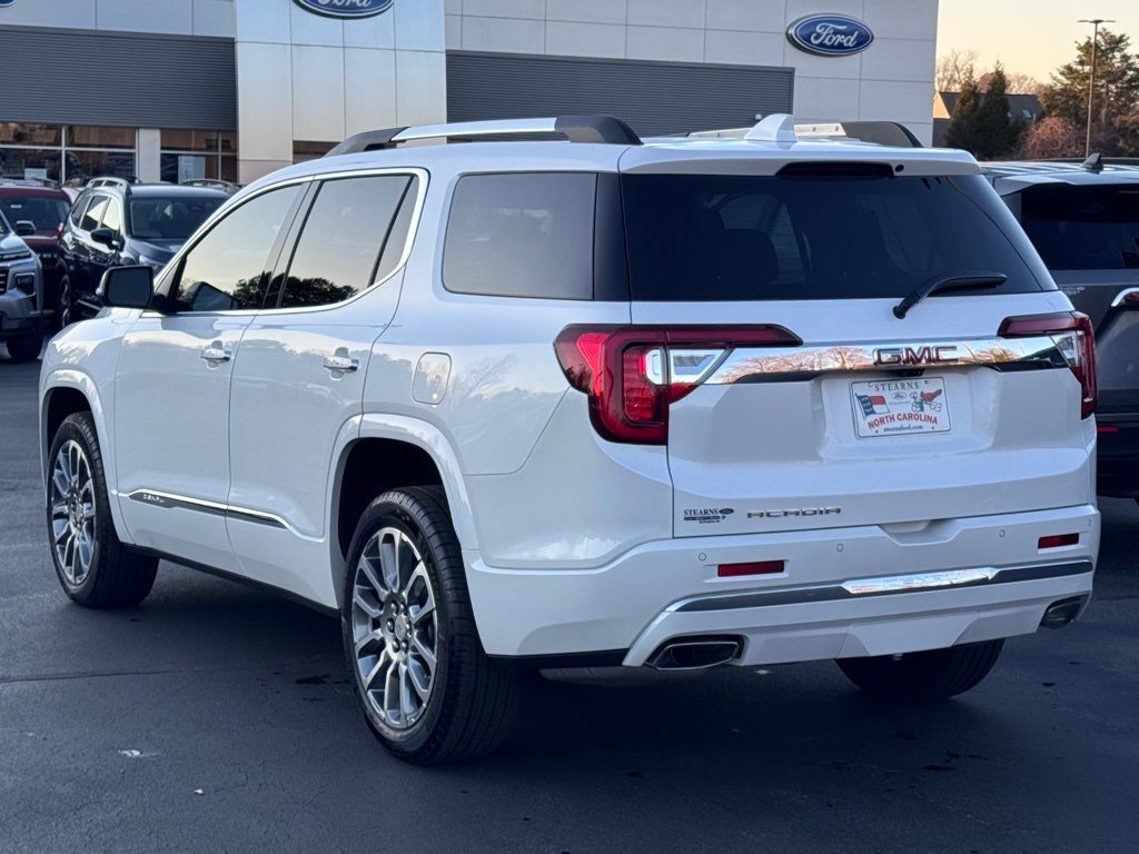 2022 GMC Acadia Denali