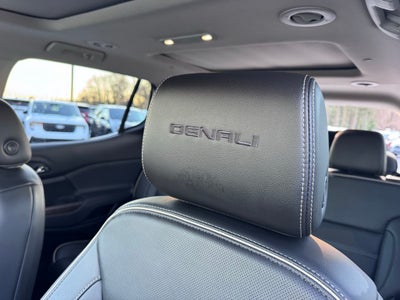 2022 GMC Acadia Denali