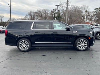 2023 GMC Yukon XL Denali