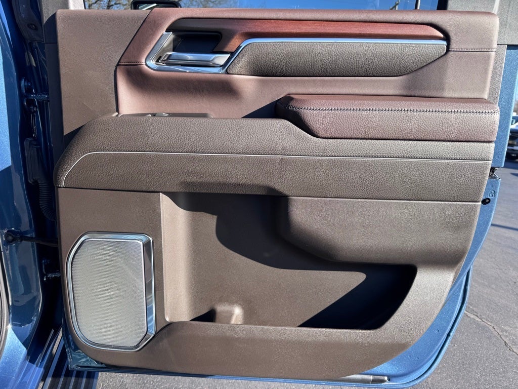 2024 GMC Sierra 2500HD Denali