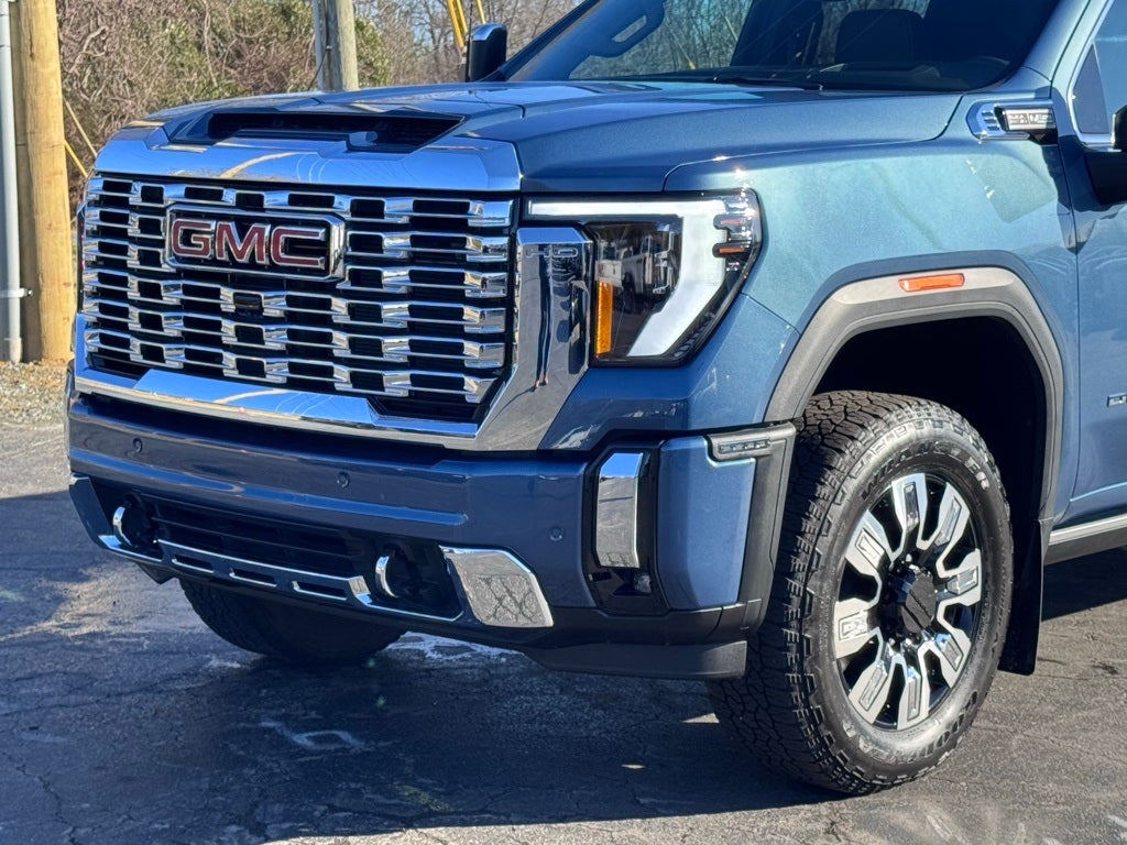 2024 GMC Sierra 2500HD Denali