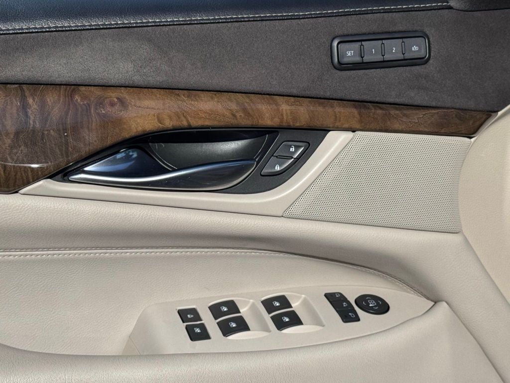 2019 Cadillac Escalade Luxury