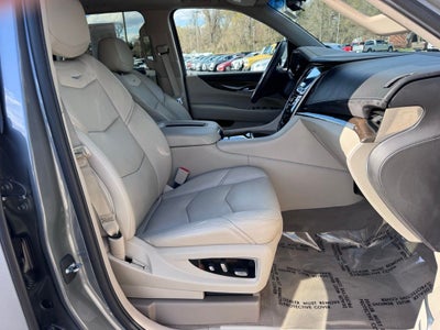 2019 Cadillac Escalade Luxury