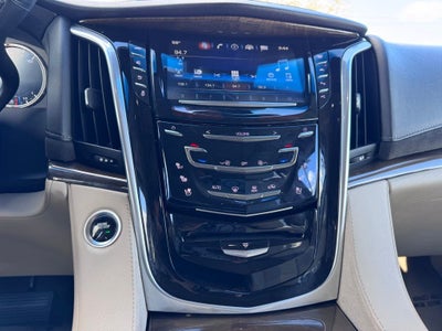2019 Cadillac Escalade Luxury