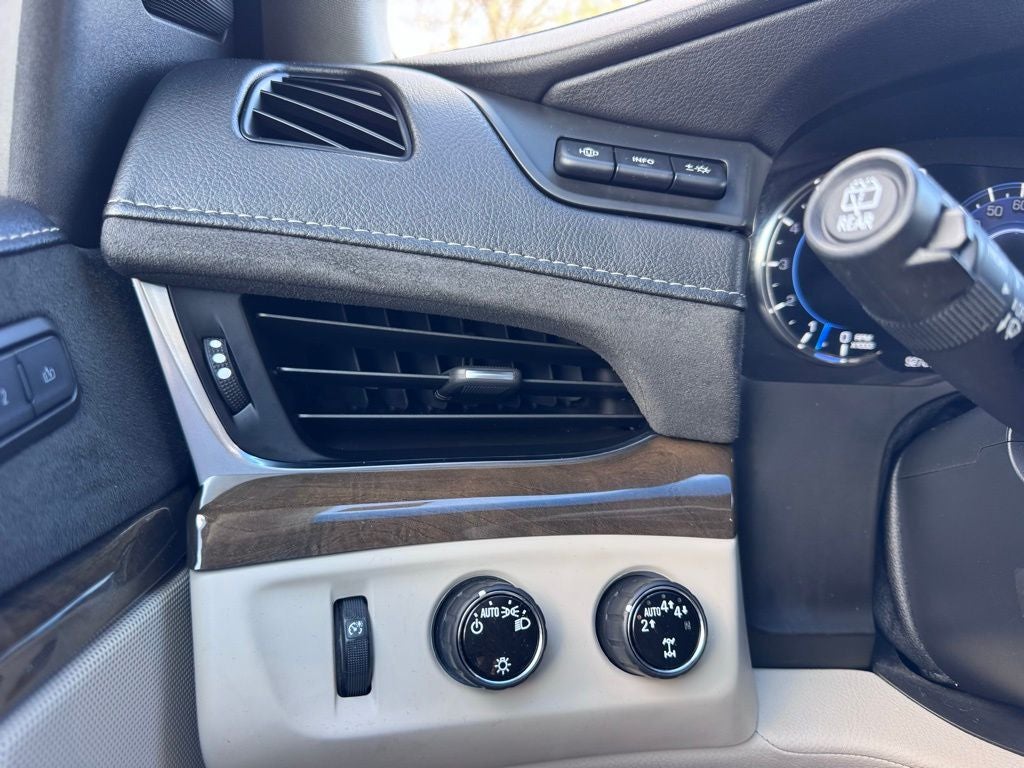 2019 Cadillac Escalade Luxury