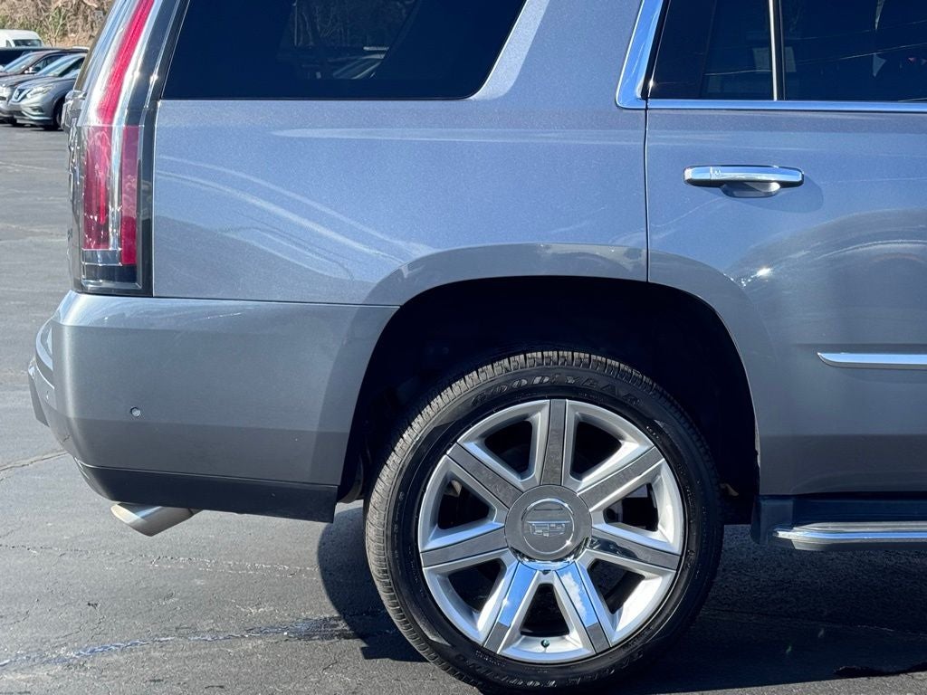 2019 Cadillac Escalade Luxury