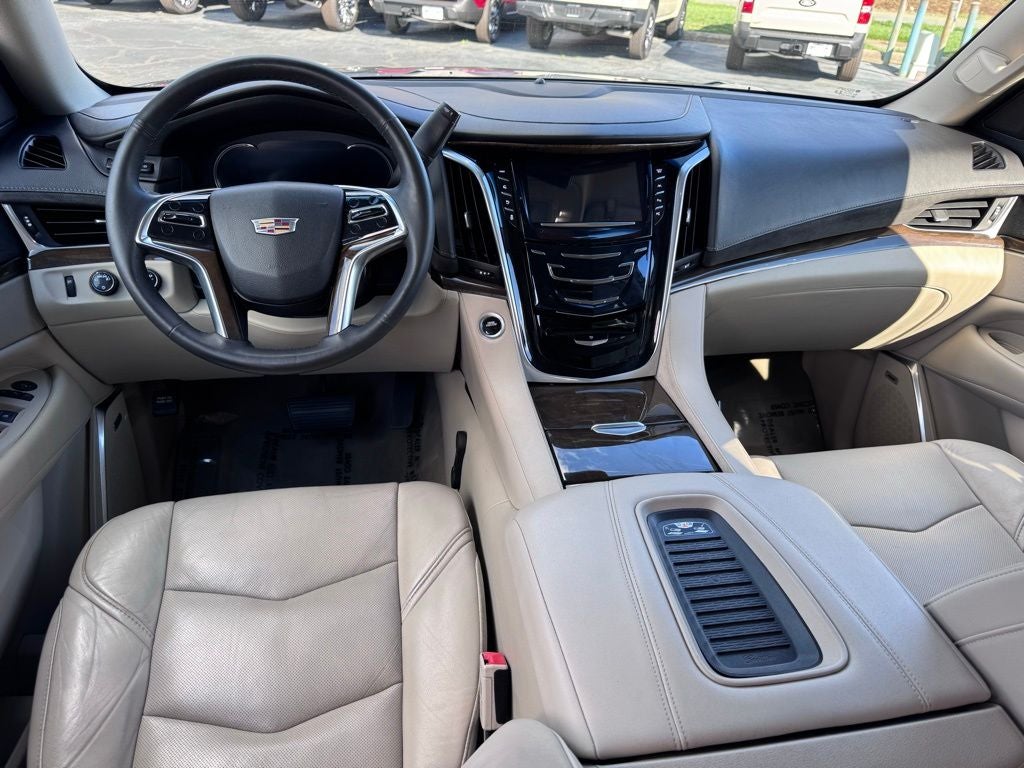 2019 Cadillac Escalade Luxury