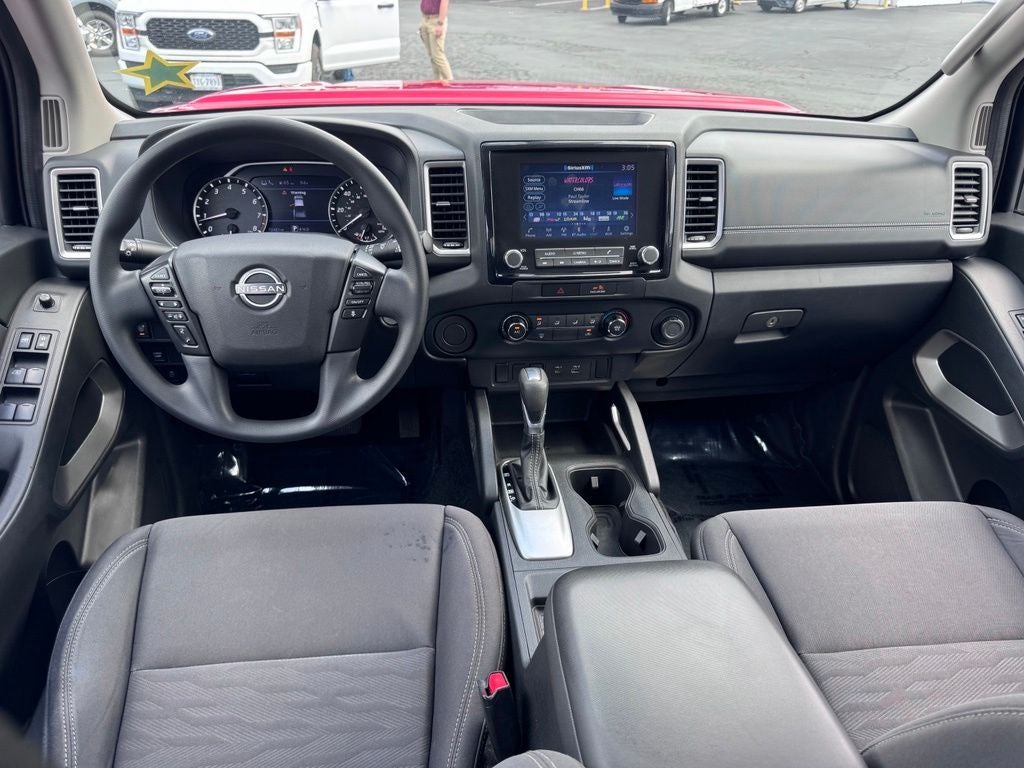 2022 Nissan Frontier SV