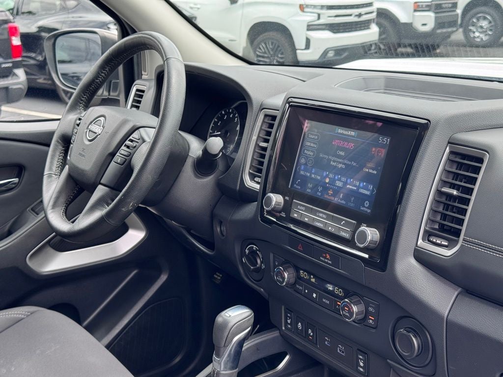 2022 Nissan Frontier SV