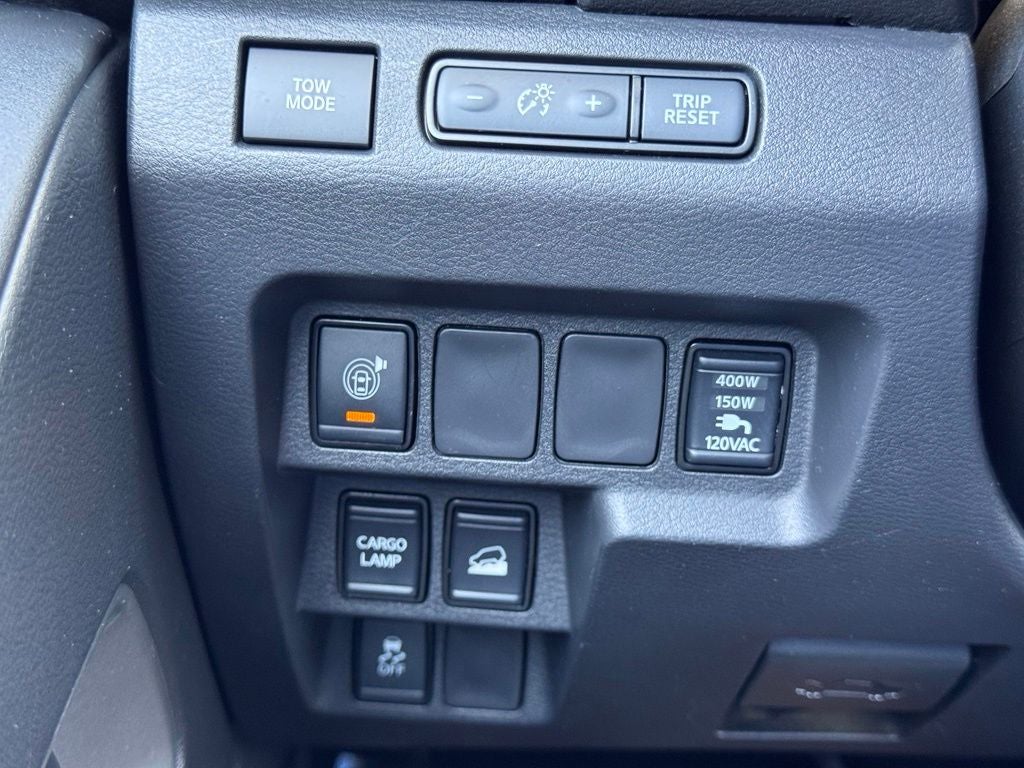 2023 Nissan Frontier SV