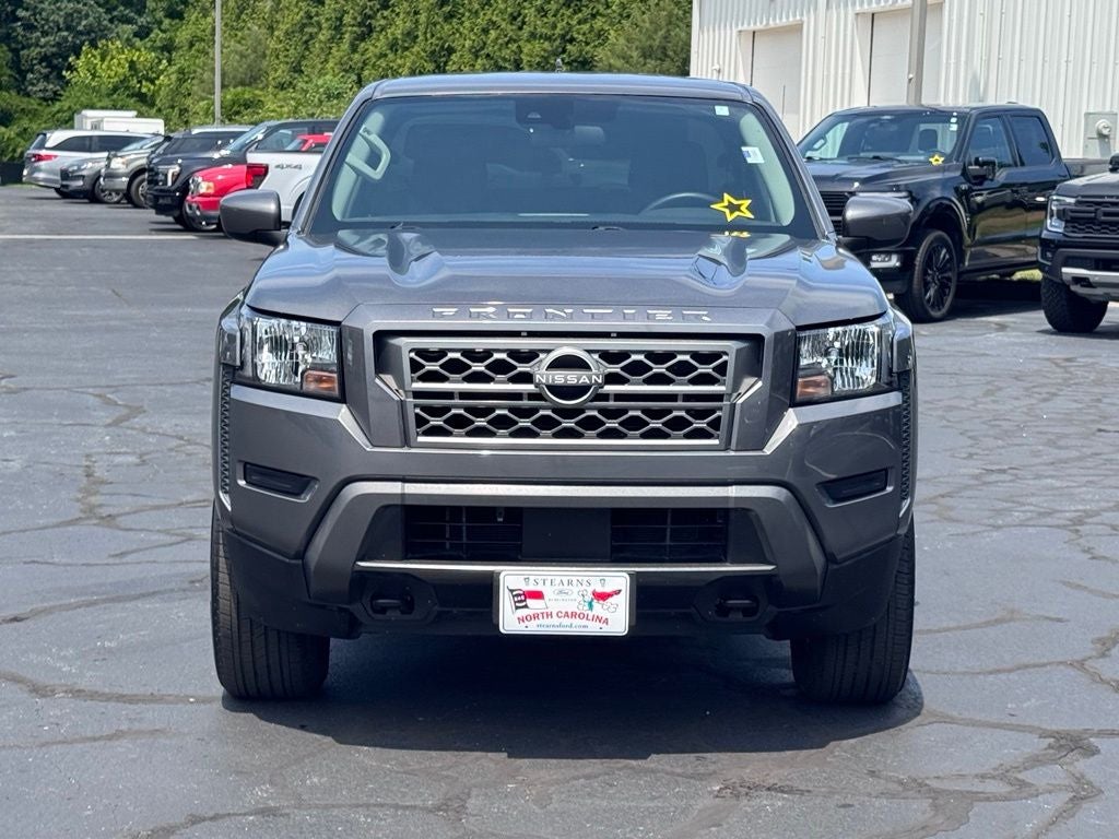 2023 Nissan Frontier SV