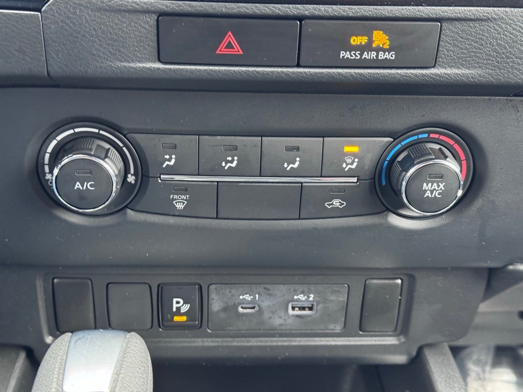 2022 Nissan Frontier SV