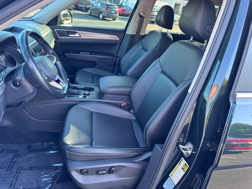 2021 Volkswagen Atlas 3.6L V6 SE w/Technology R-Line